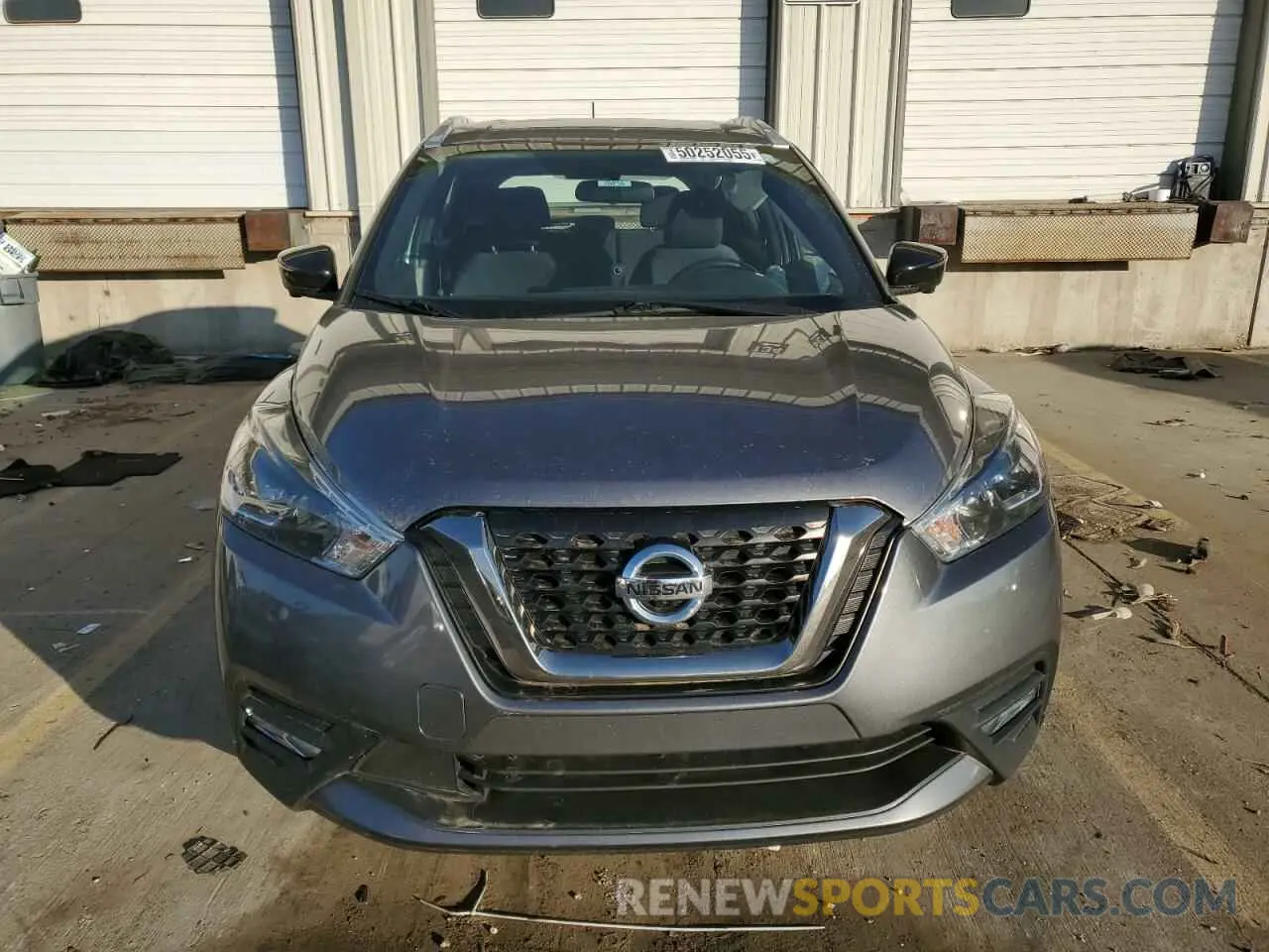 5 fotografías del automóvil dañado 3N1CP5CU8KL526048 NISSAN KICKS 2019