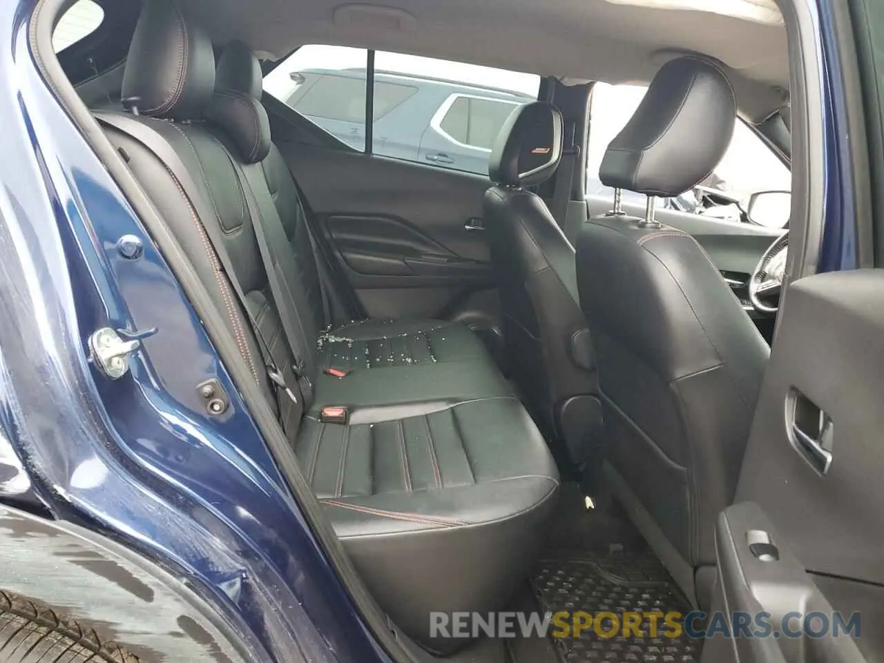 11 fotografías del automóvil dañado 3N1CP5CU8KL532707 NISSAN KICKS 2019