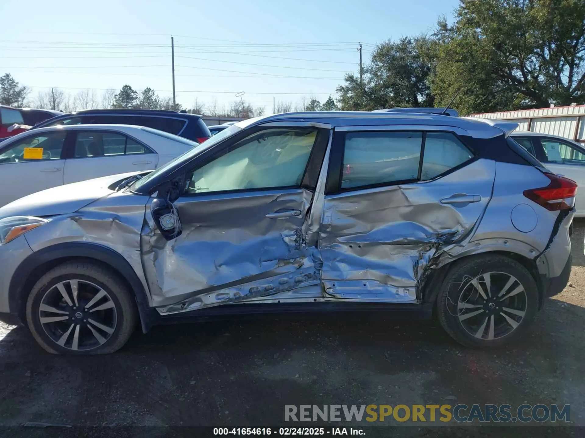 6 fotografías del automóvil dañado 3N1CP5CU8KL544677 NISSAN KICKS 2019