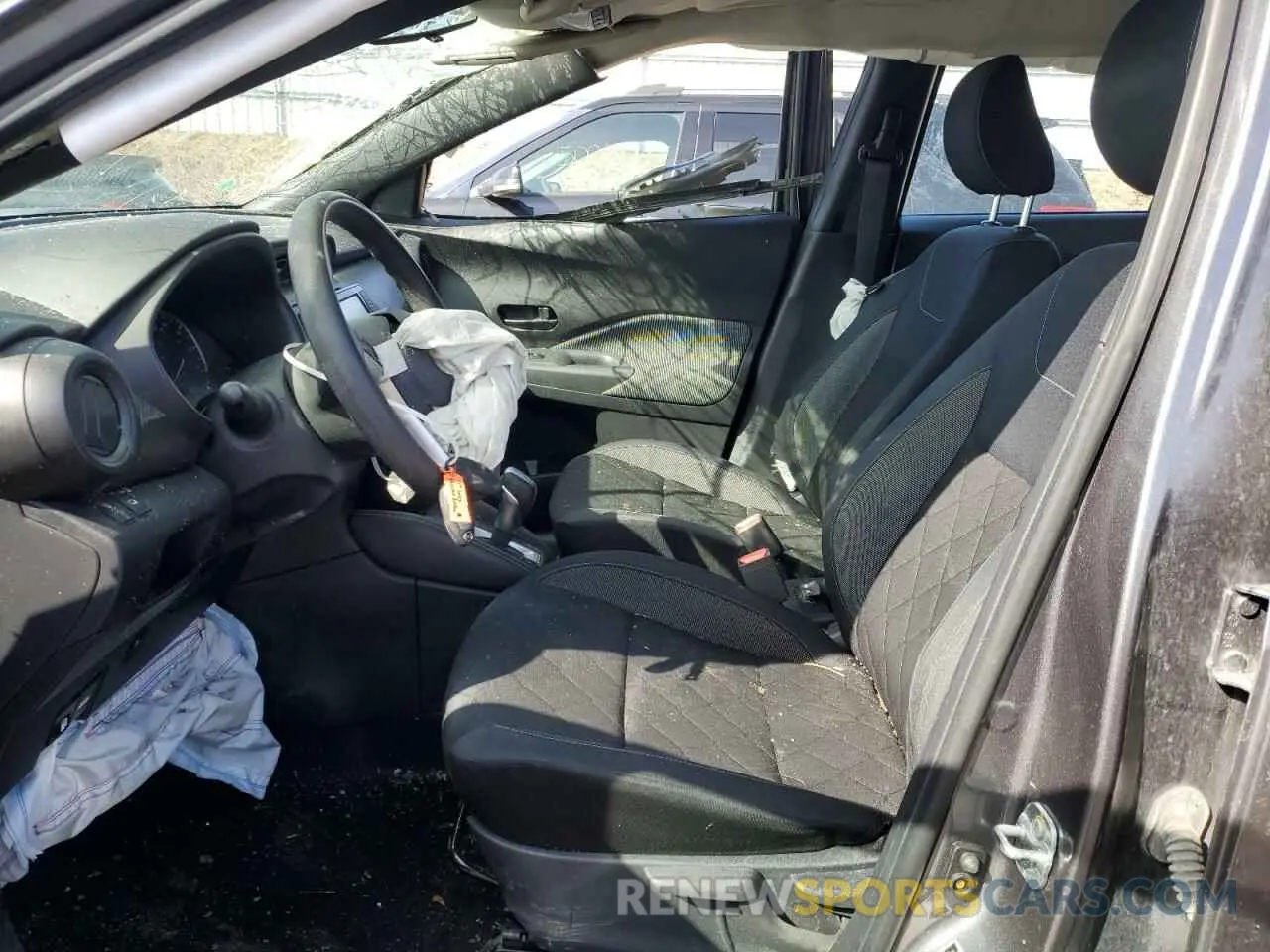 7 fotografías del automóvil dañado 3N1CP5CU8KL557901 NISSAN KICKS 2019