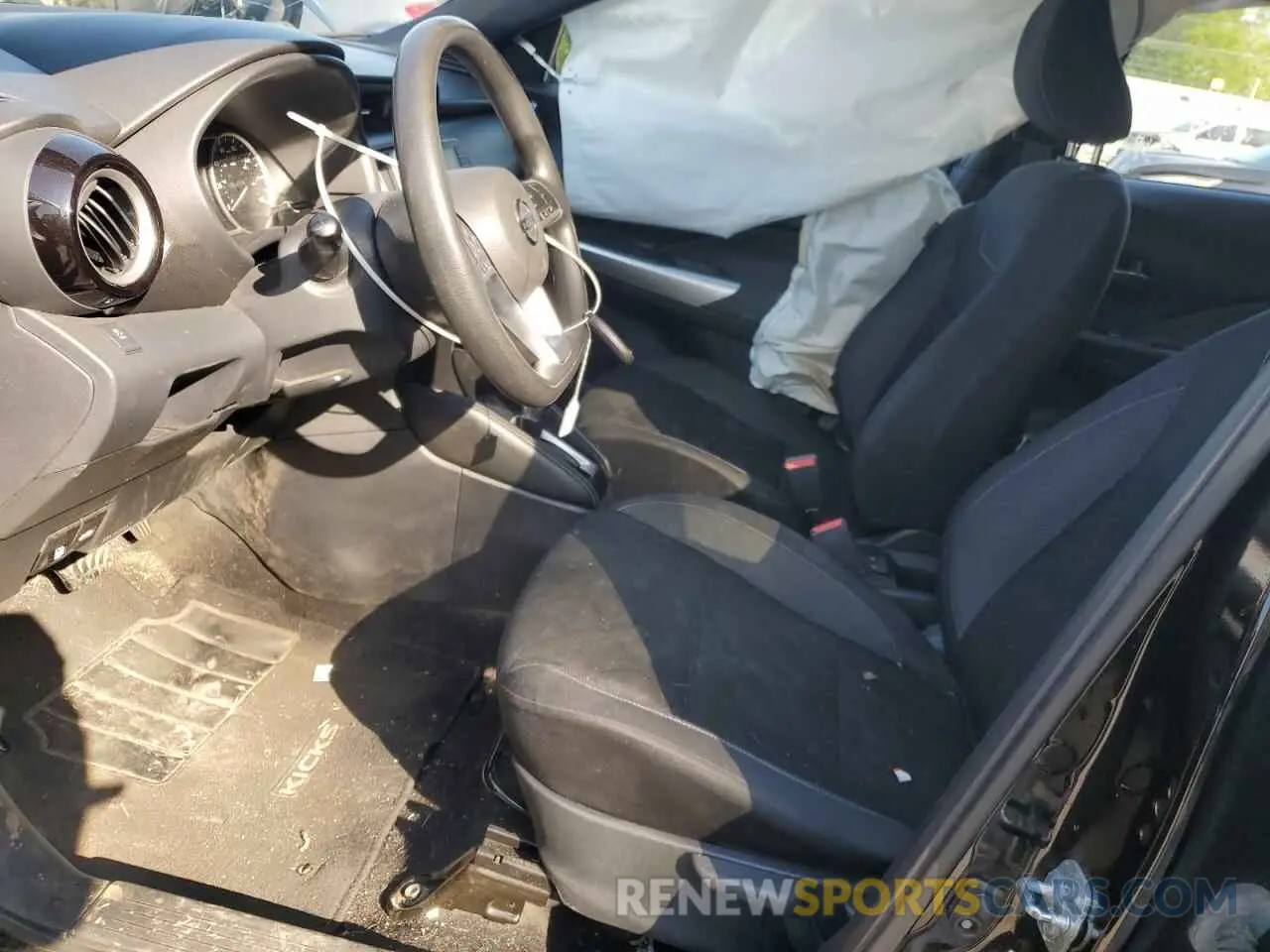 7 fotografías del automóvil dañado 3N1CP5CU9KL527211 NISSAN KICKS 2019