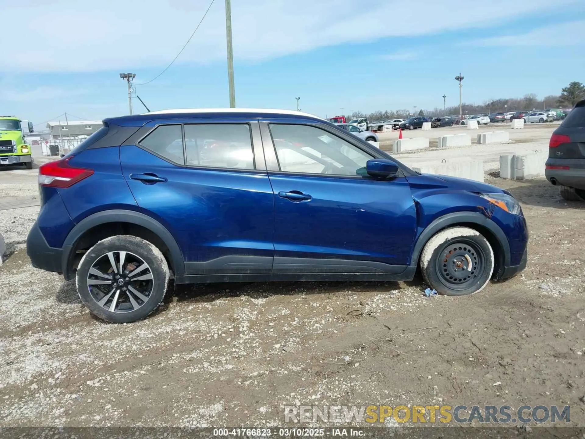 14 fotografías del automóvil dañado 3N1CP5CU9KL537043 NISSAN KICKS 2019