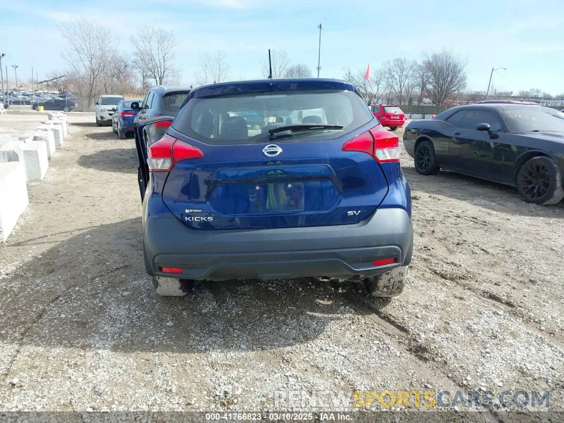 17 fotografías del automóvil dañado 3N1CP5CU9KL537043 NISSAN KICKS 2019