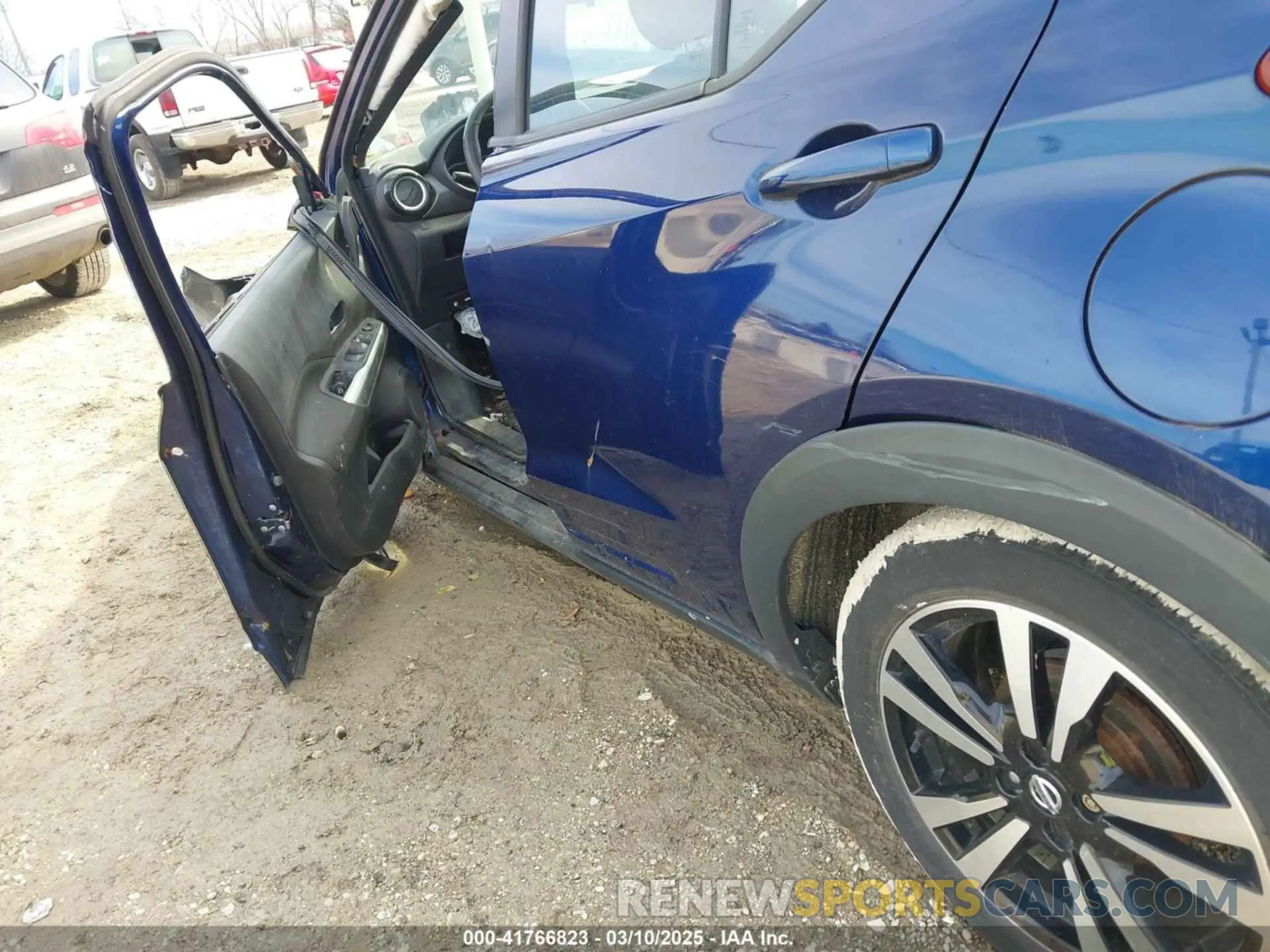 21 fotografías del automóvil dañado 3N1CP5CU9KL537043 NISSAN KICKS 2019