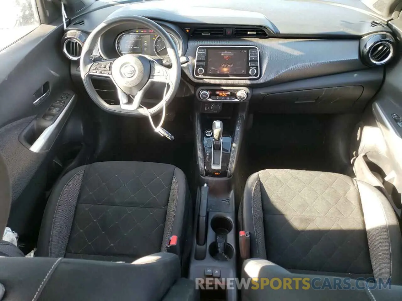 8 fotografías del automóvil dañado 3N1CP5CU9KL540654 NISSAN KICKS 2019