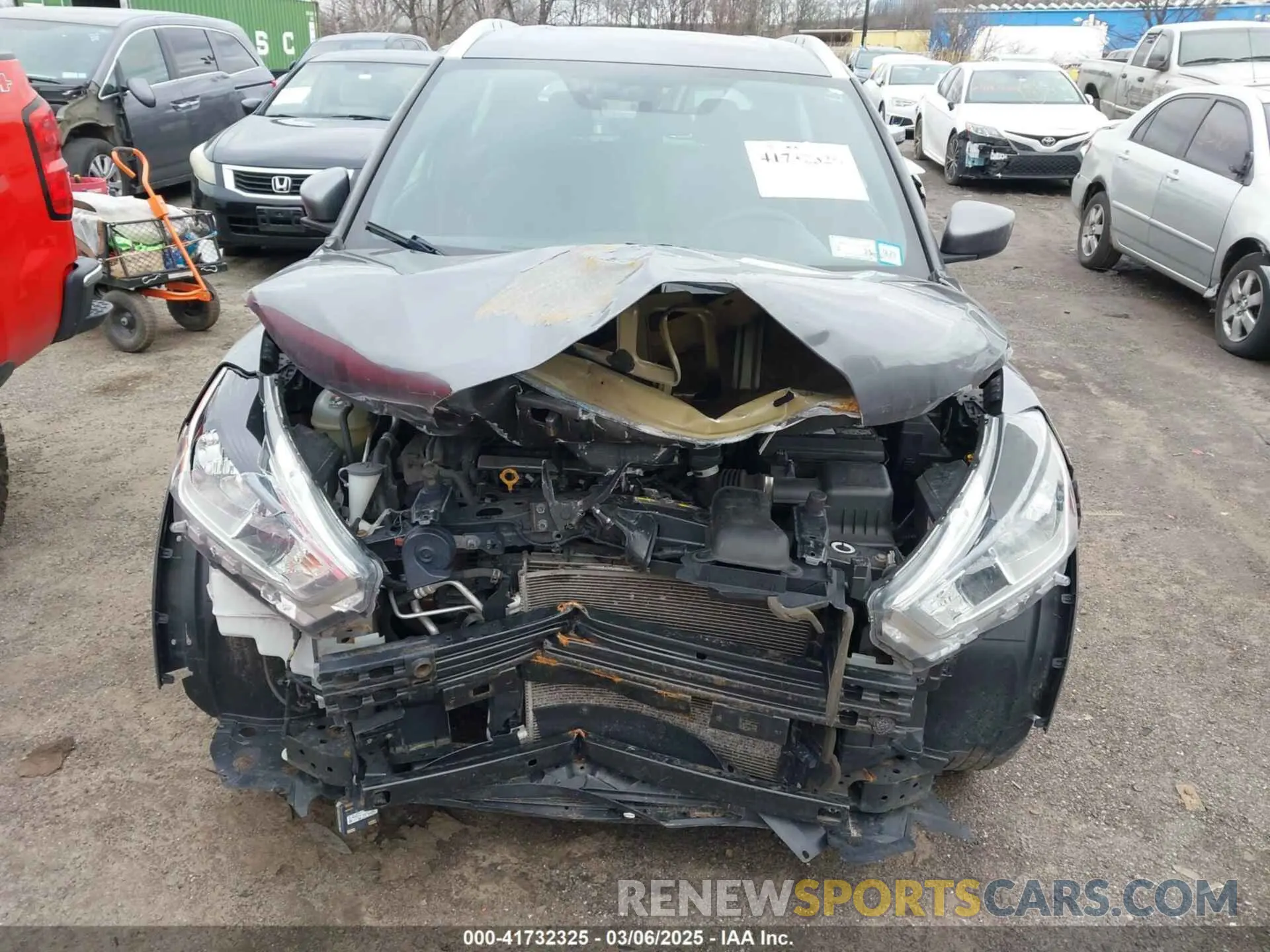 11 fotografías del automóvil dañado 3N1CP5CU9KL542551 NISSAN KICKS 2019