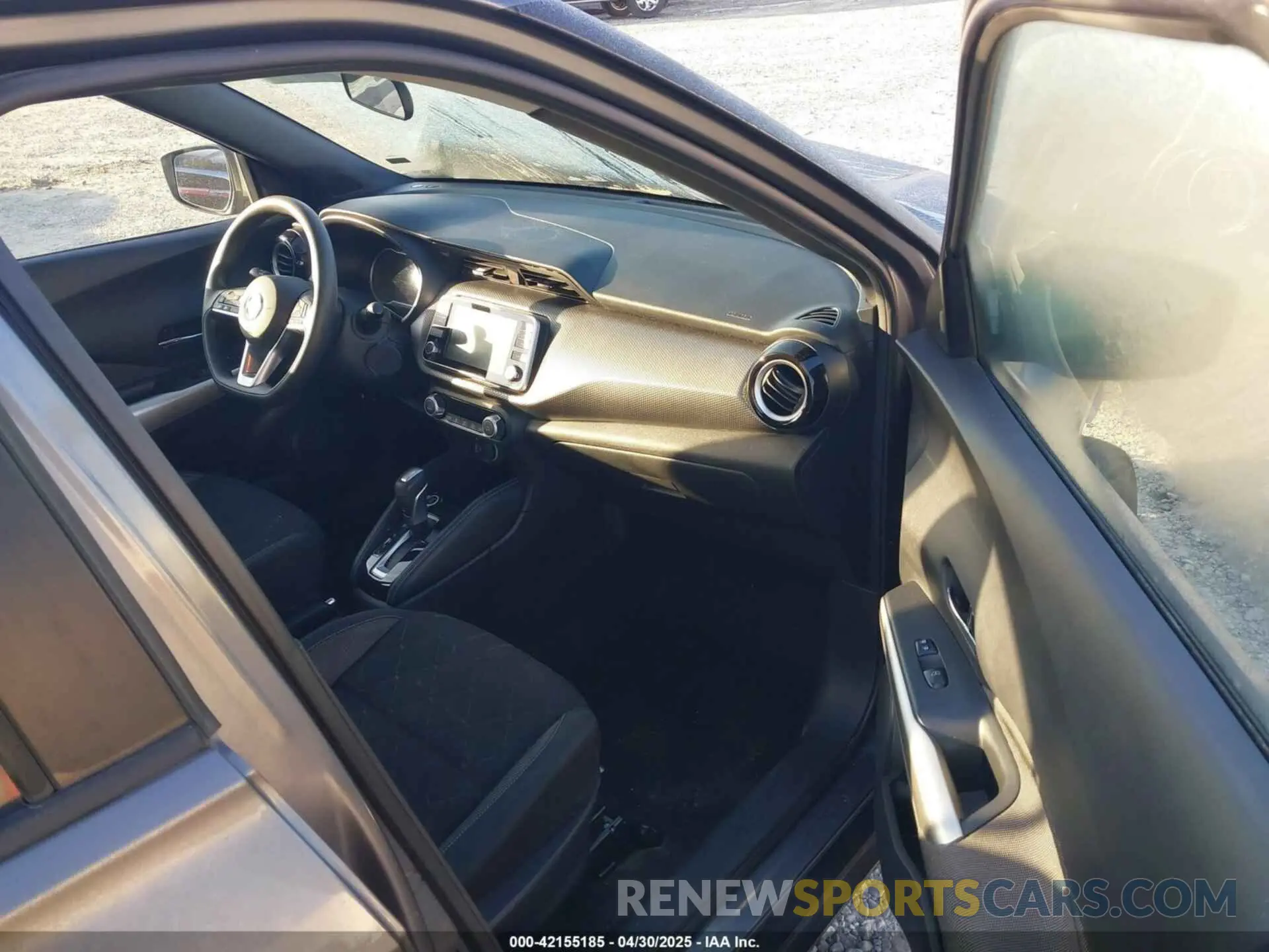 5 fotografías del automóvil dañado 3N1CP5CU9KL552626 NISSAN KICKS 2019