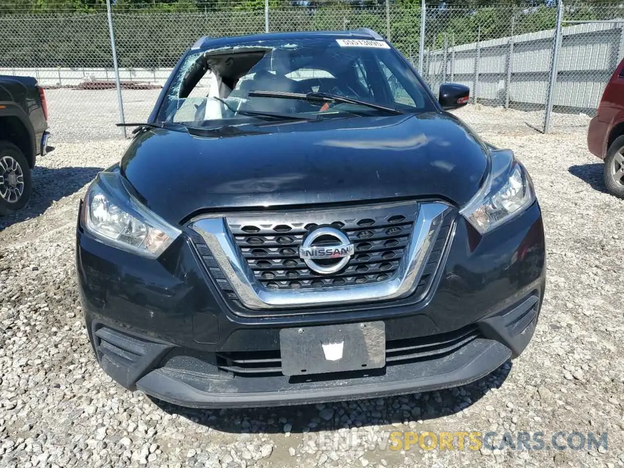 5 fotografías del automóvil dañado 3N1CP5CU9KL552822 NISSAN KICKS 2019