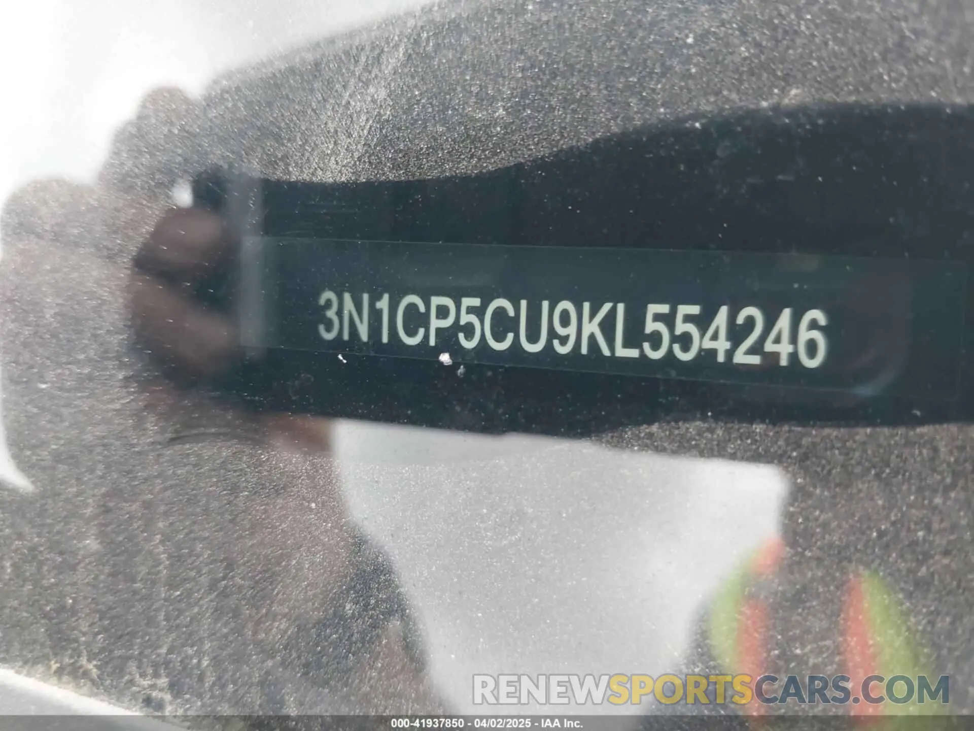 9 fotografías del automóvil dañado 3N1CP5CU9KL554246 NISSAN KICKS 2019