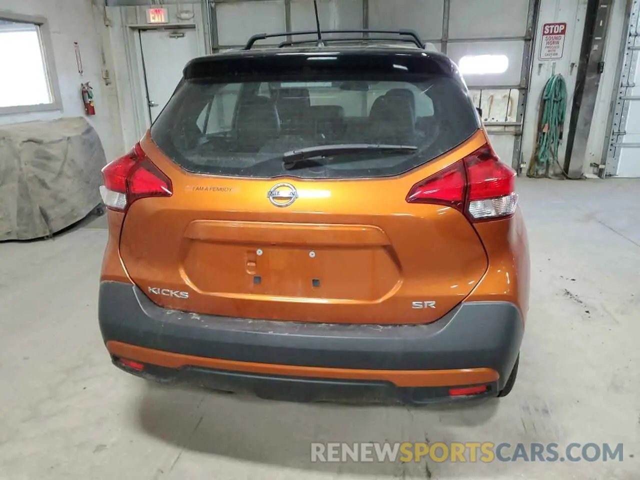 6 fotografías del automóvil dañado 3N1CP5CU9KL568115 NISSAN KICKS 2019