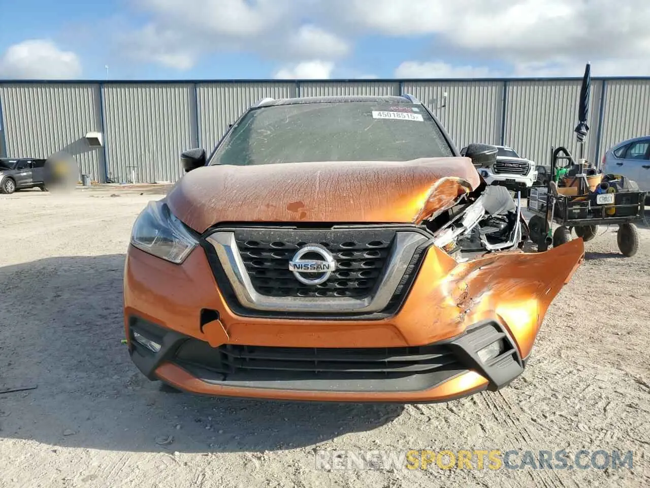 5 fotografías del automóvil dañado 3N1CP5CUXKL478200 NISSAN KICKS 2019