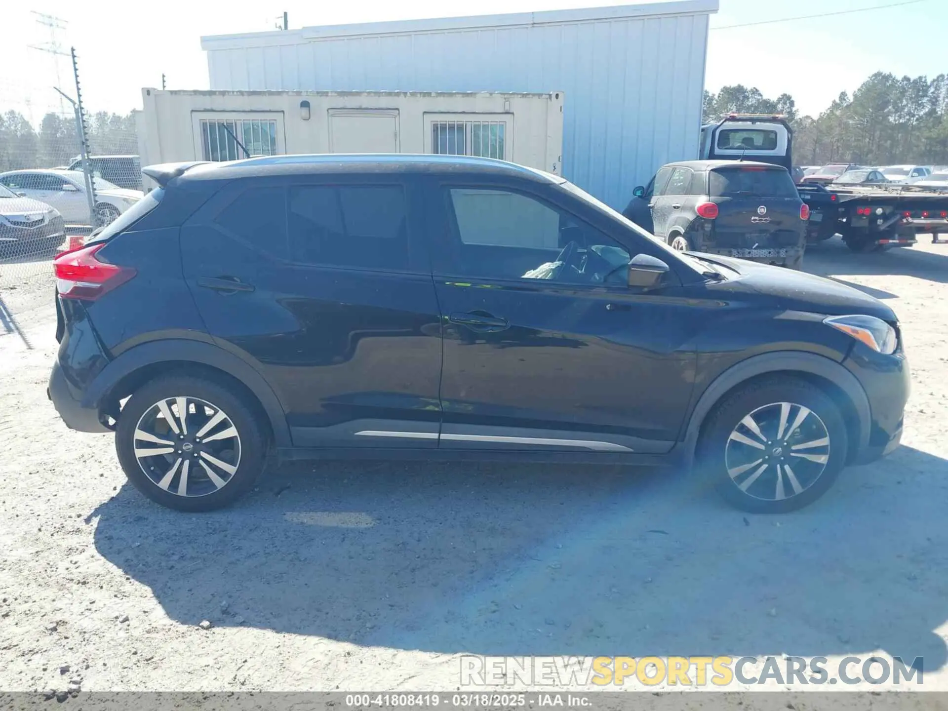 12 fotografías del automóvil dañado 3N1CP5CUXKL481856 NISSAN KICKS 2019