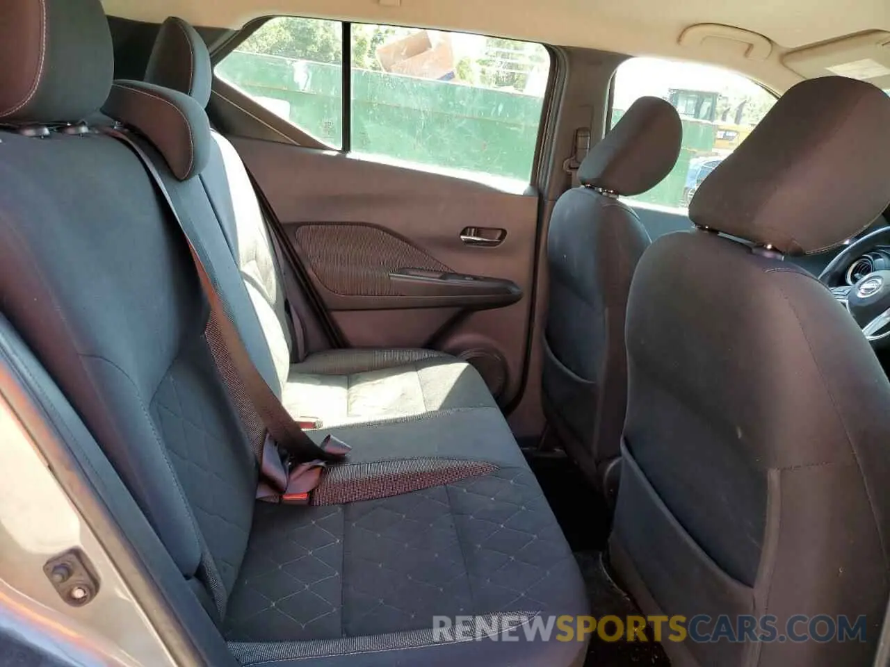 11 fotografías del automóvil dañado 3N1CP5CUXKL492288 NISSAN KICKS 2019