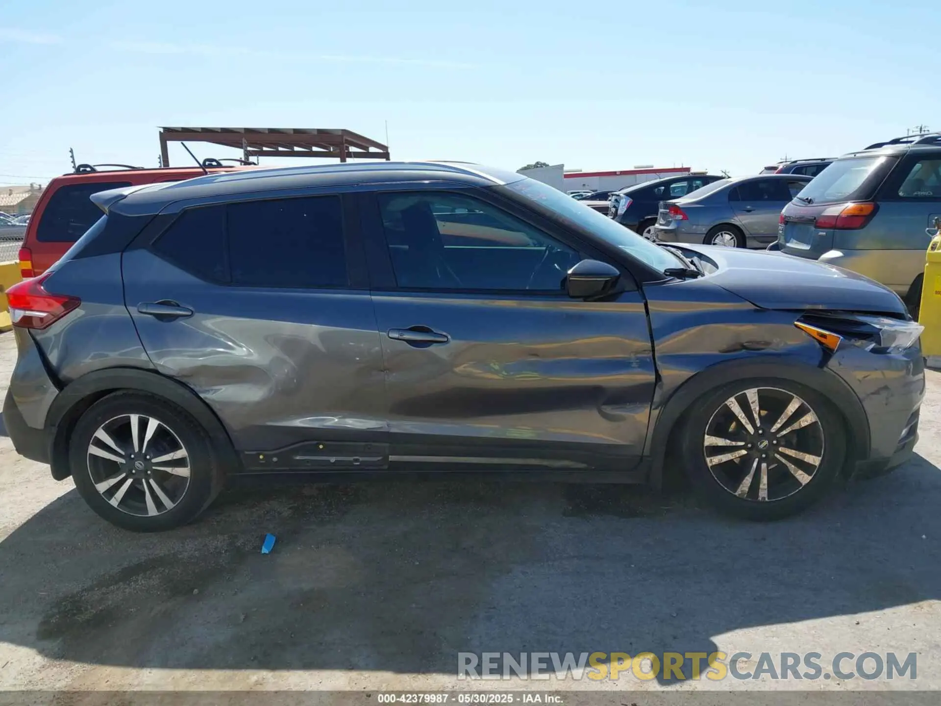 13 fotografías del automóvil dañado 3N1CP5CUXKL569256 NISSAN KICKS 2019
