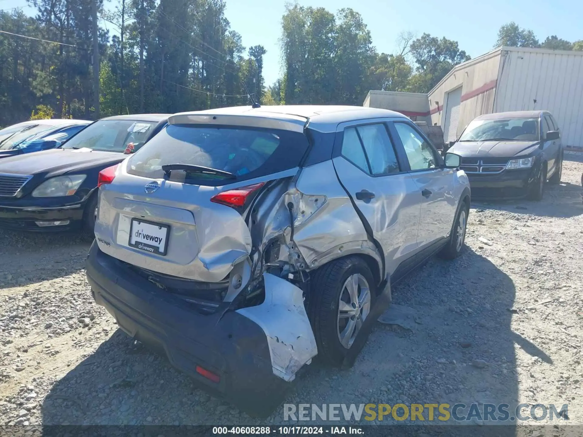 4 fotografías del automóvil dañado 3N1CP5BV0LL500068 NISSAN KICKS 2020