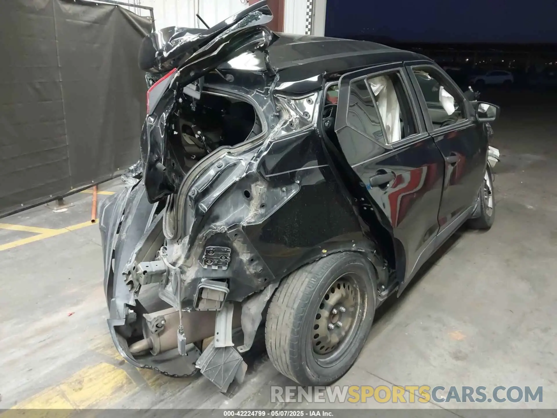 4 fotografías del automóvil dañado 3N1CP5BV0LL501964 NISSAN KICKS 2020