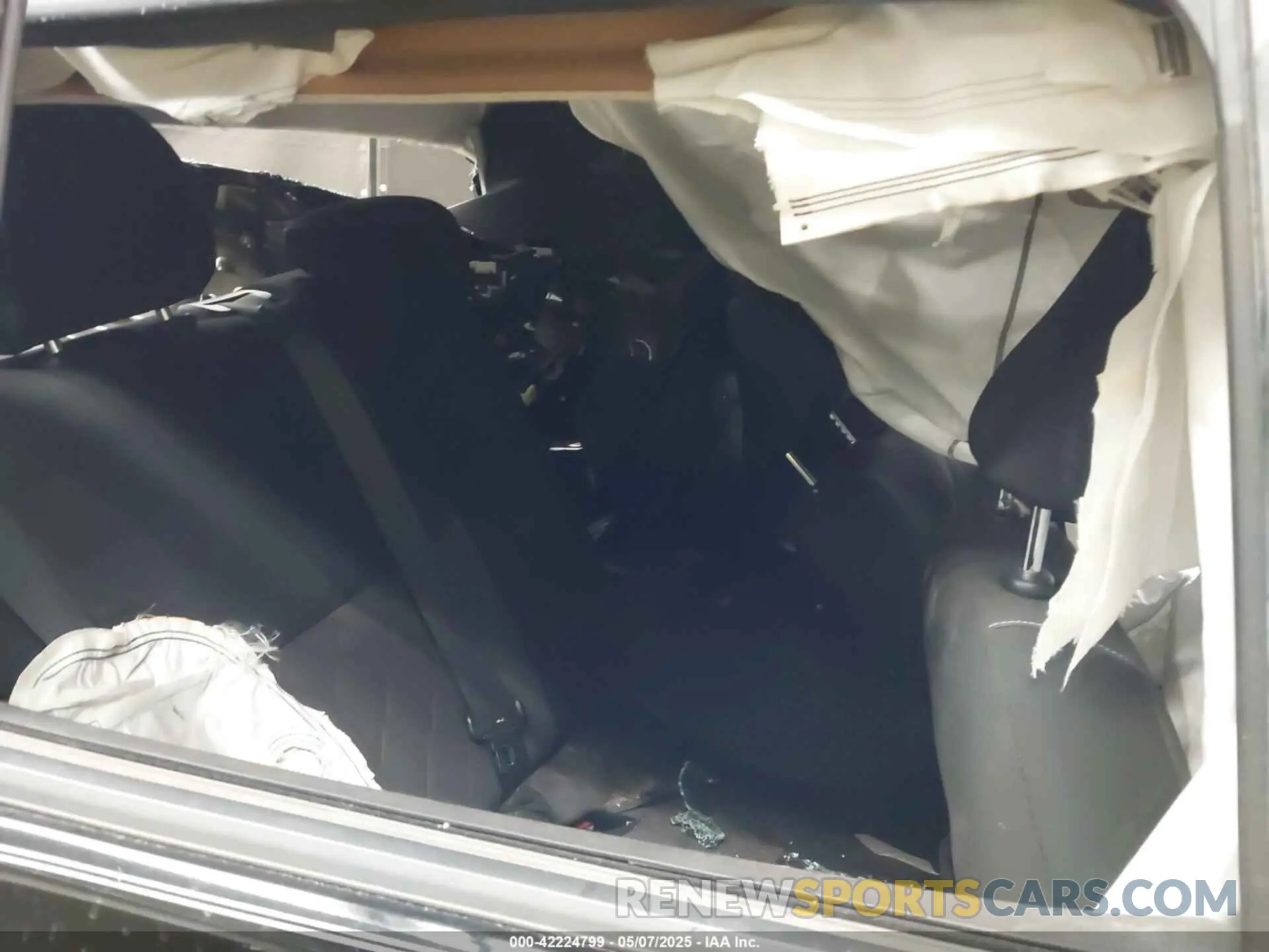 8 fotografías del automóvil dañado 3N1CP5BV0LL501964 NISSAN KICKS 2020