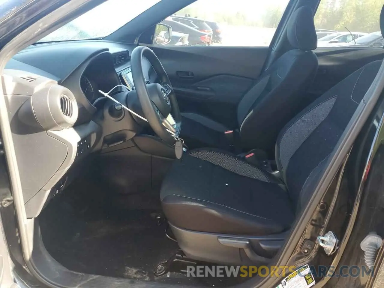7 fotografías del automóvil dañado 3N1CP5BV0LL562313 NISSAN KICKS 2020