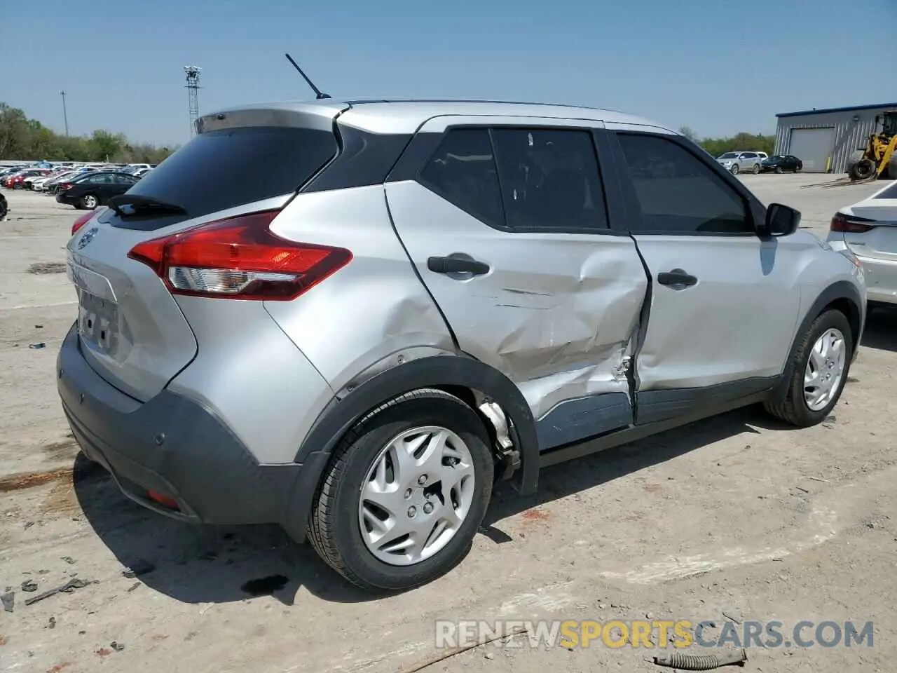 3 fotografías del automóvil dañado 3N1CP5BV1LL500029 NISSAN KICKS 2020
