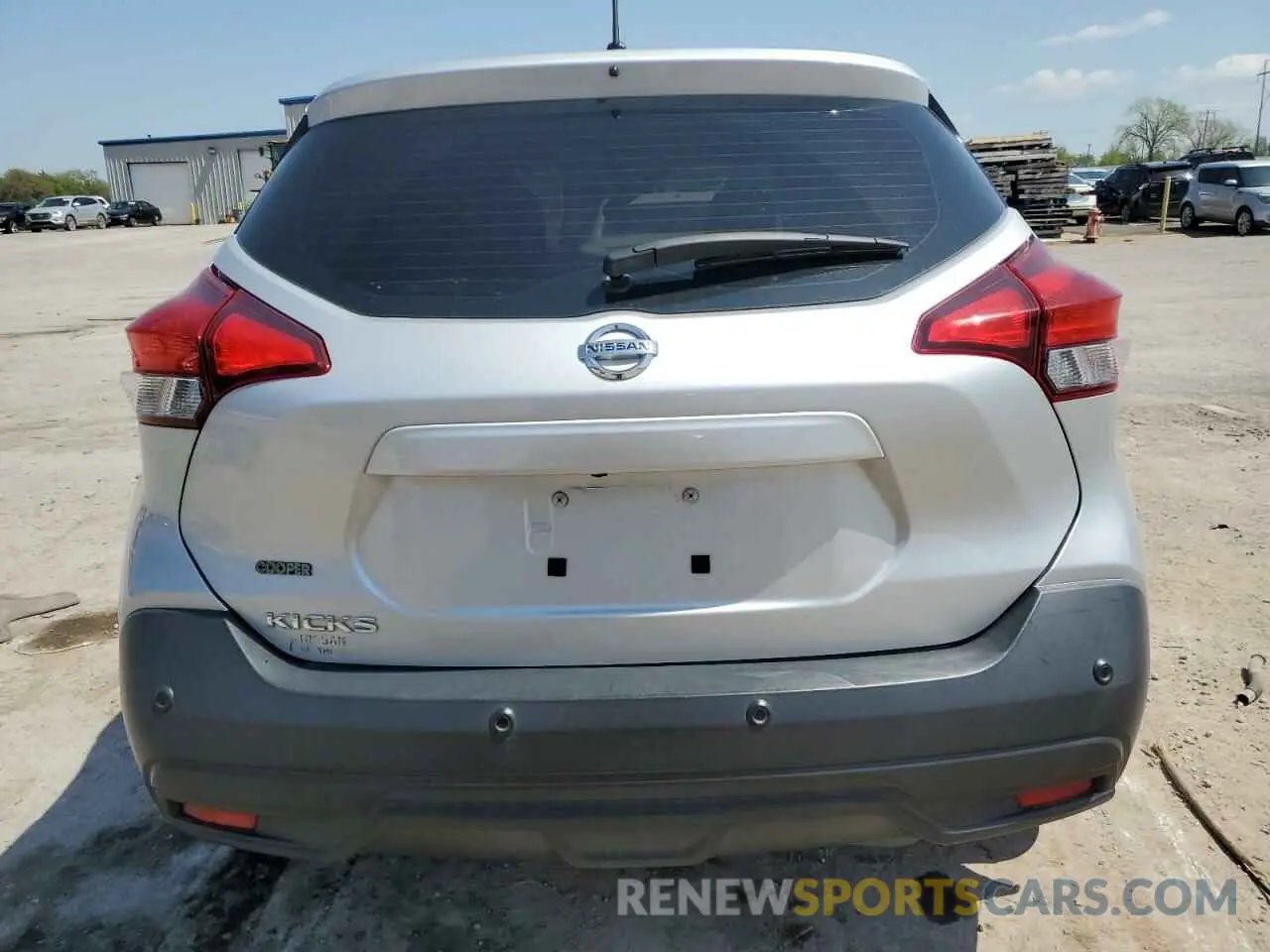 6 fotografías del automóvil dañado 3N1CP5BV1LL500029 NISSAN KICKS 2020