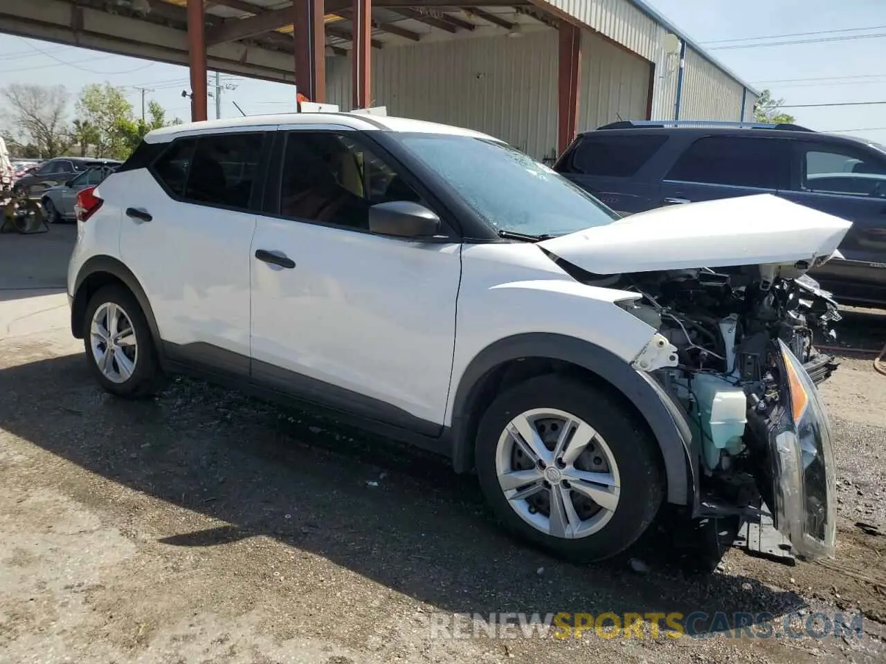 4 fotografías del automóvil dañado 3N1CP5BV1LL542944 NISSAN KICKS 2020