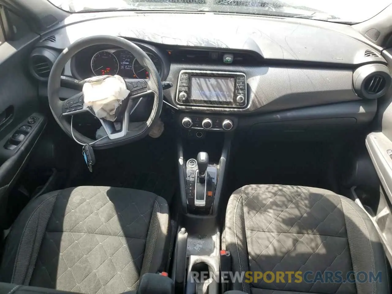 8 fotografías del automóvil dañado 3N1CP5BV1LL542944 NISSAN KICKS 2020