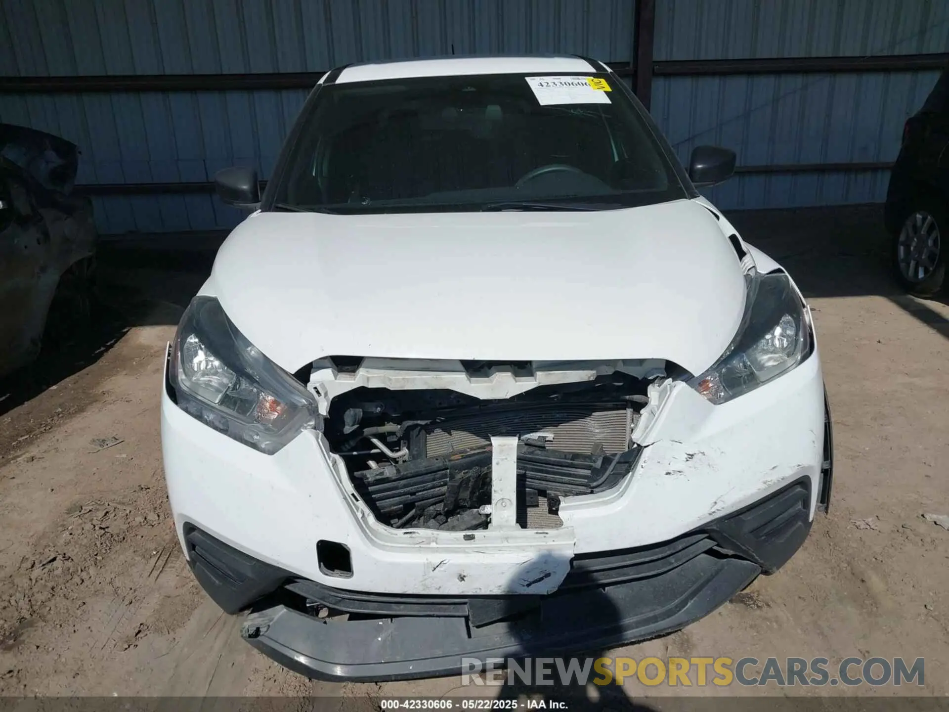 12 fotografías del automóvil dañado 3N1CP5BV1LL555516 NISSAN KICKS 2020
