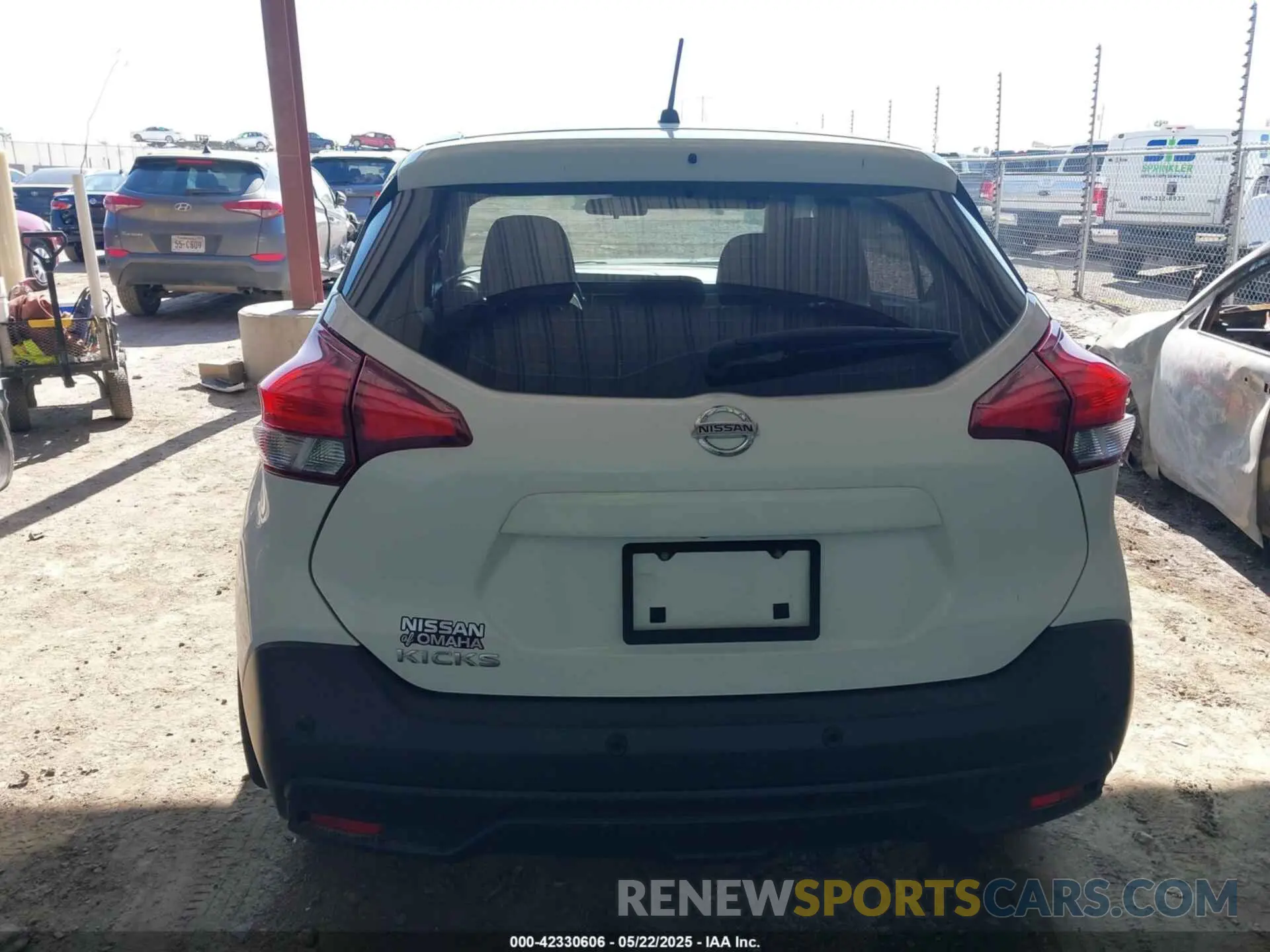 16 fotografías del automóvil dañado 3N1CP5BV1LL555516 NISSAN KICKS 2020