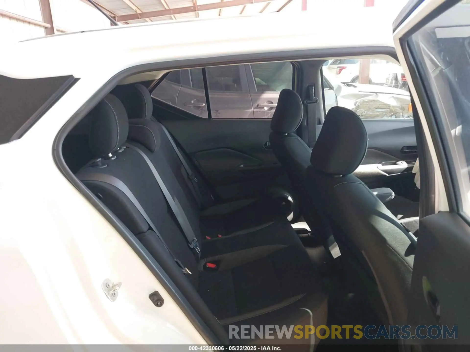 8 fotografías del automóvil dañado 3N1CP5BV1LL555516 NISSAN KICKS 2020