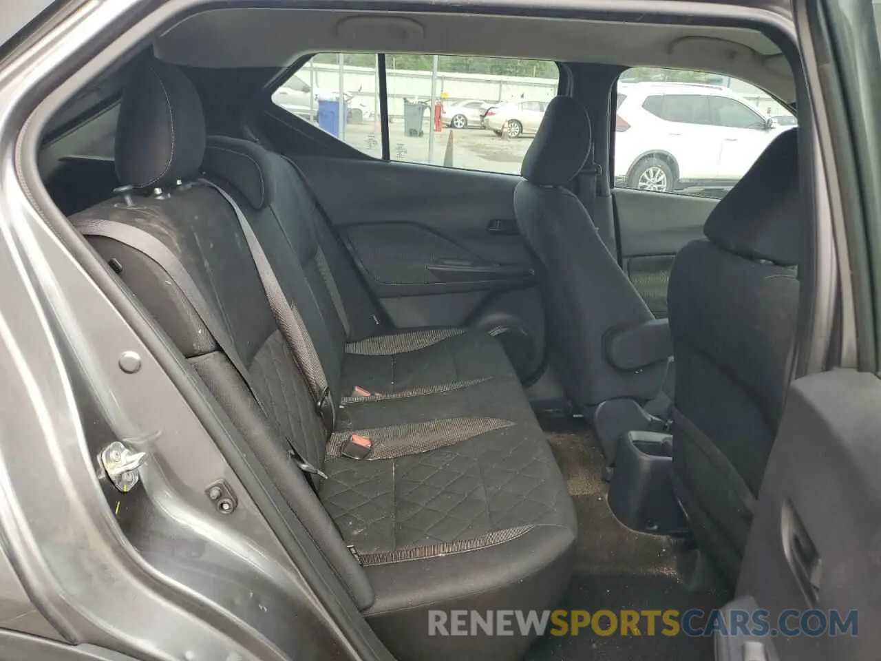 10 fotografías del automóvil dañado 3N1CP5BV1LL560358 NISSAN KICKS 2020