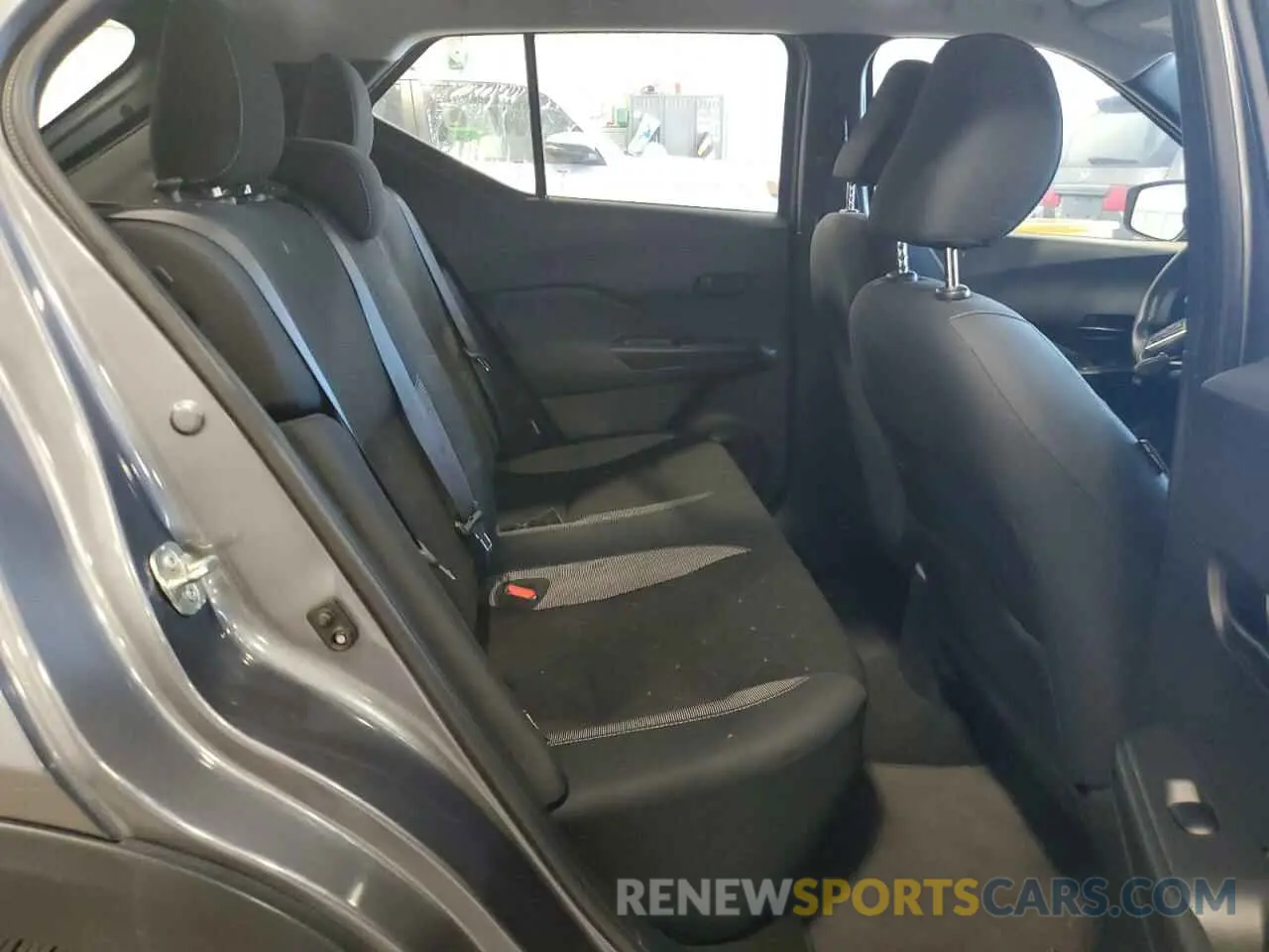 12 fotografías del automóvil dañado 3N1CP5BV2LL532472 NISSAN KICKS 2020