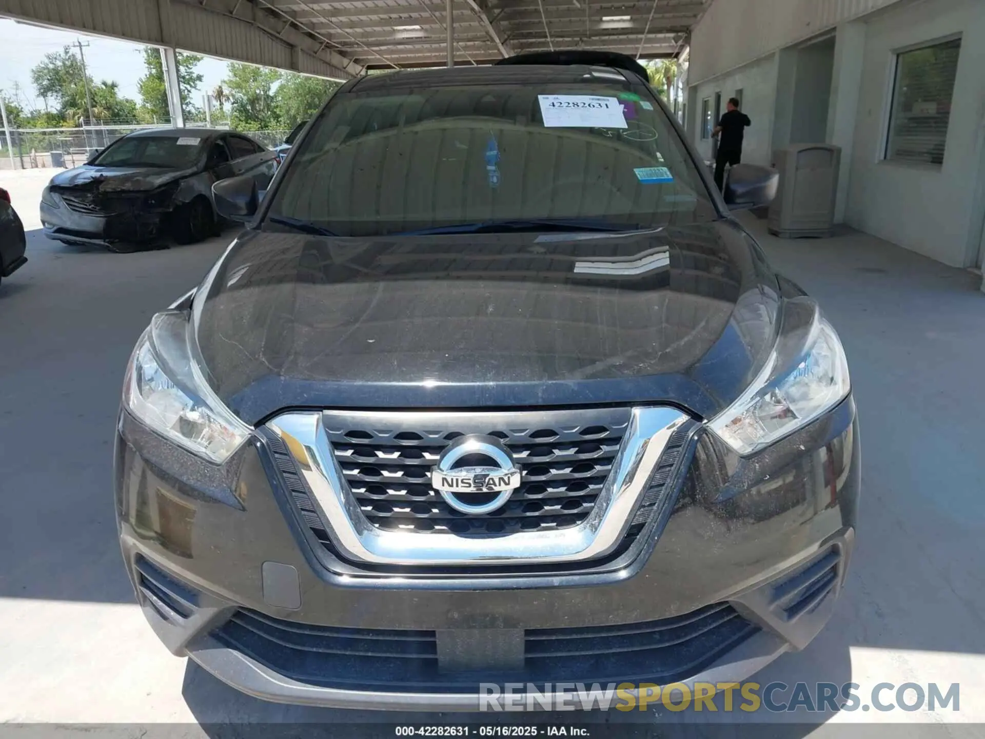 12 fotografías del automóvil dañado 3N1CP5BV2LL549918 NISSAN KICKS 2020