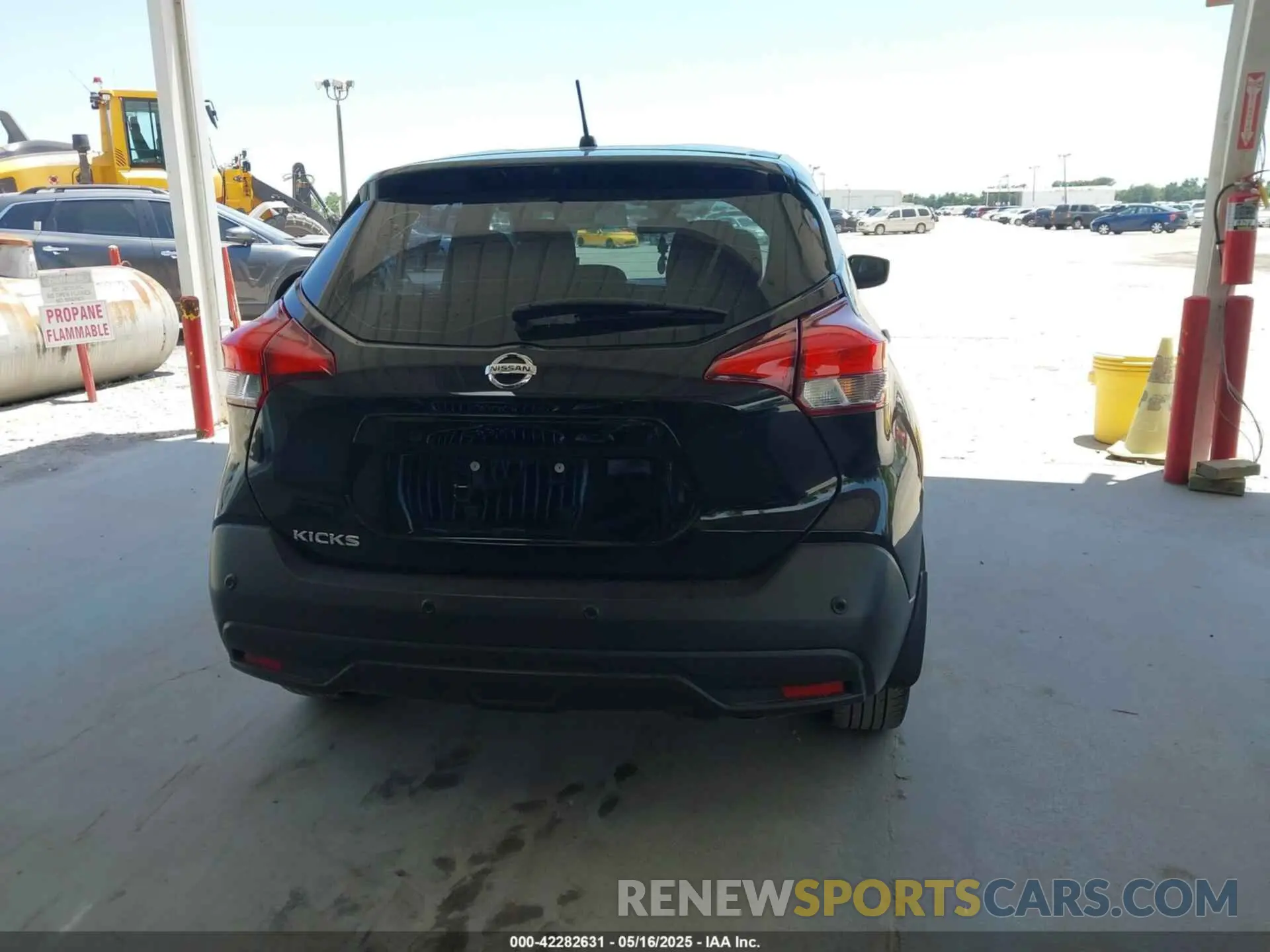 16 fotografías del automóvil dañado 3N1CP5BV2LL549918 NISSAN KICKS 2020