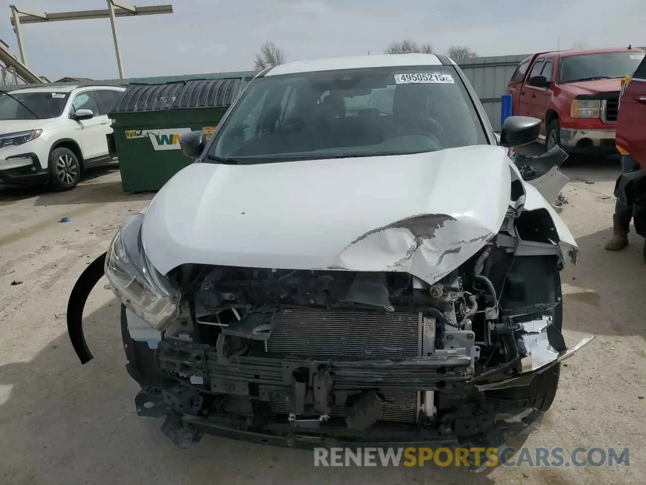 5 fotografías del automóvil dañado 3N1CP5BV2LL552611 NISSAN KICKS 2020