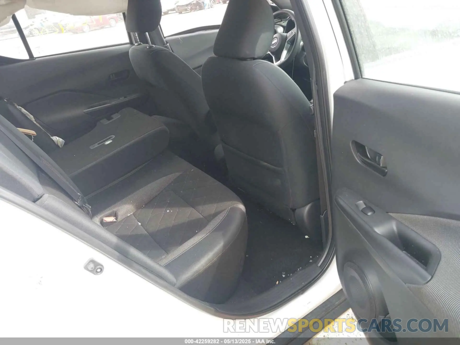 8 fotografías del automóvil dañado 3N1CP5BV2LL556609 NISSAN KICKS 2020