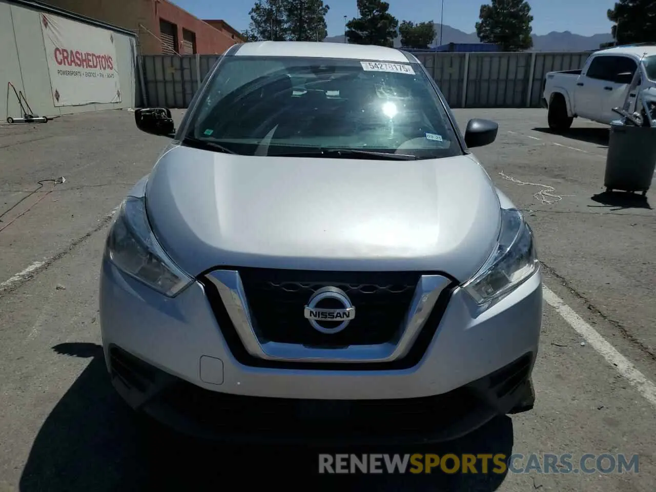 5 fotografías del automóvil dañado 3N1CP5BV2LL576522 NISSAN KICKS 2020