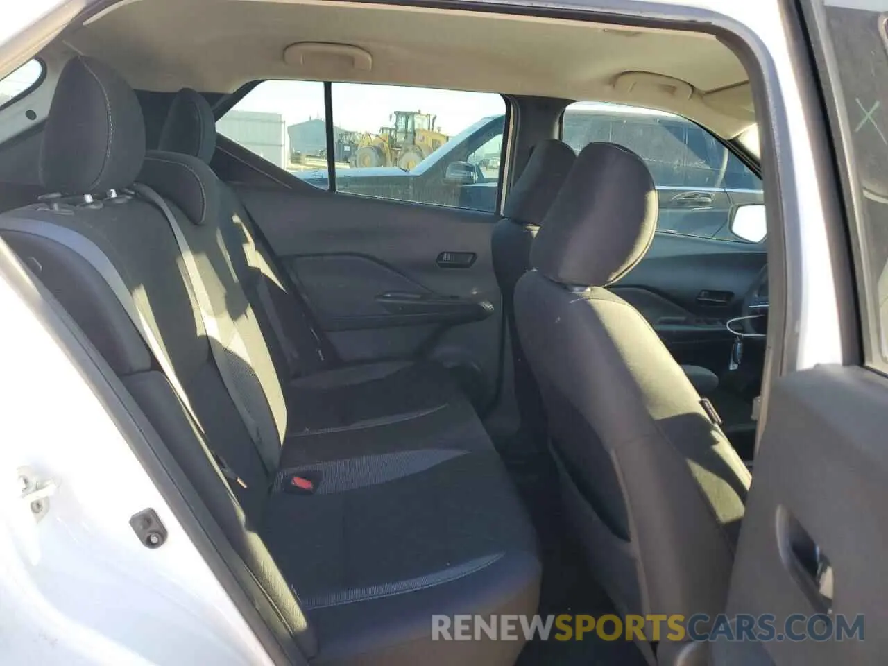 11 fotografías del automóvil dañado 3N1CP5BV3LL504308 NISSAN KICKS 2020