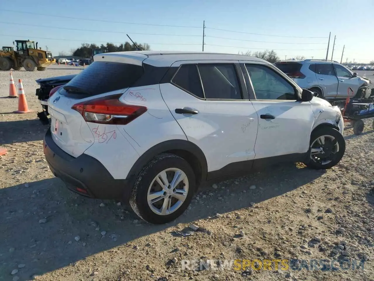 3 fotografías del automóvil dañado 3N1CP5BV3LL504308 NISSAN KICKS 2020