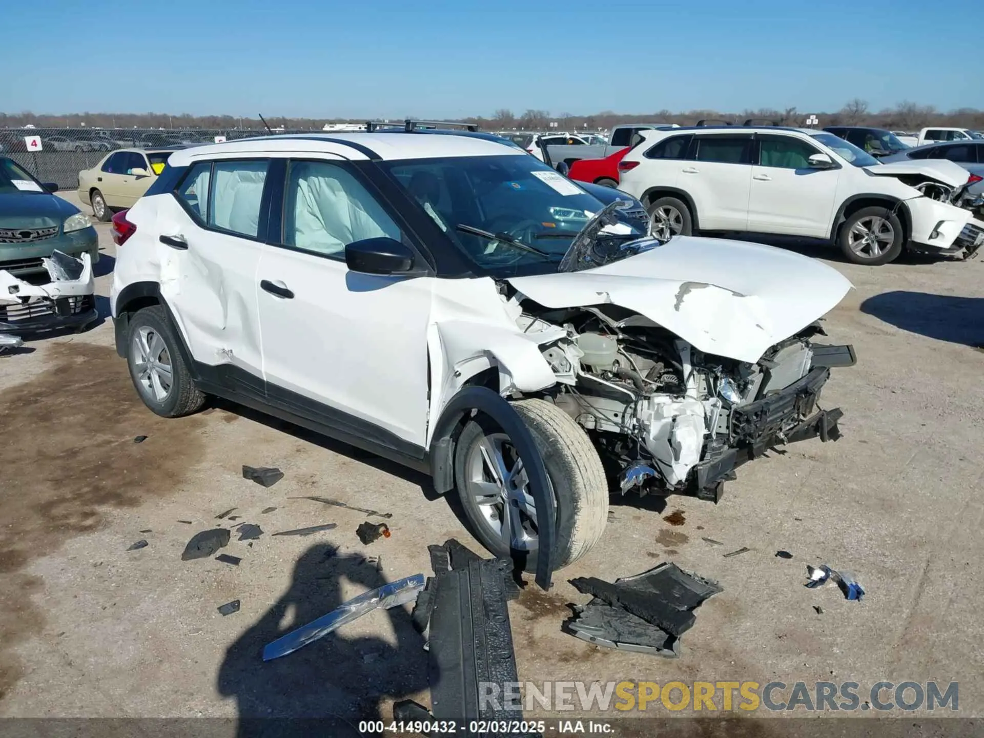 1 fotografías del automóvil dañado 3N1CP5BV3LL564265 NISSAN KICKS 2020