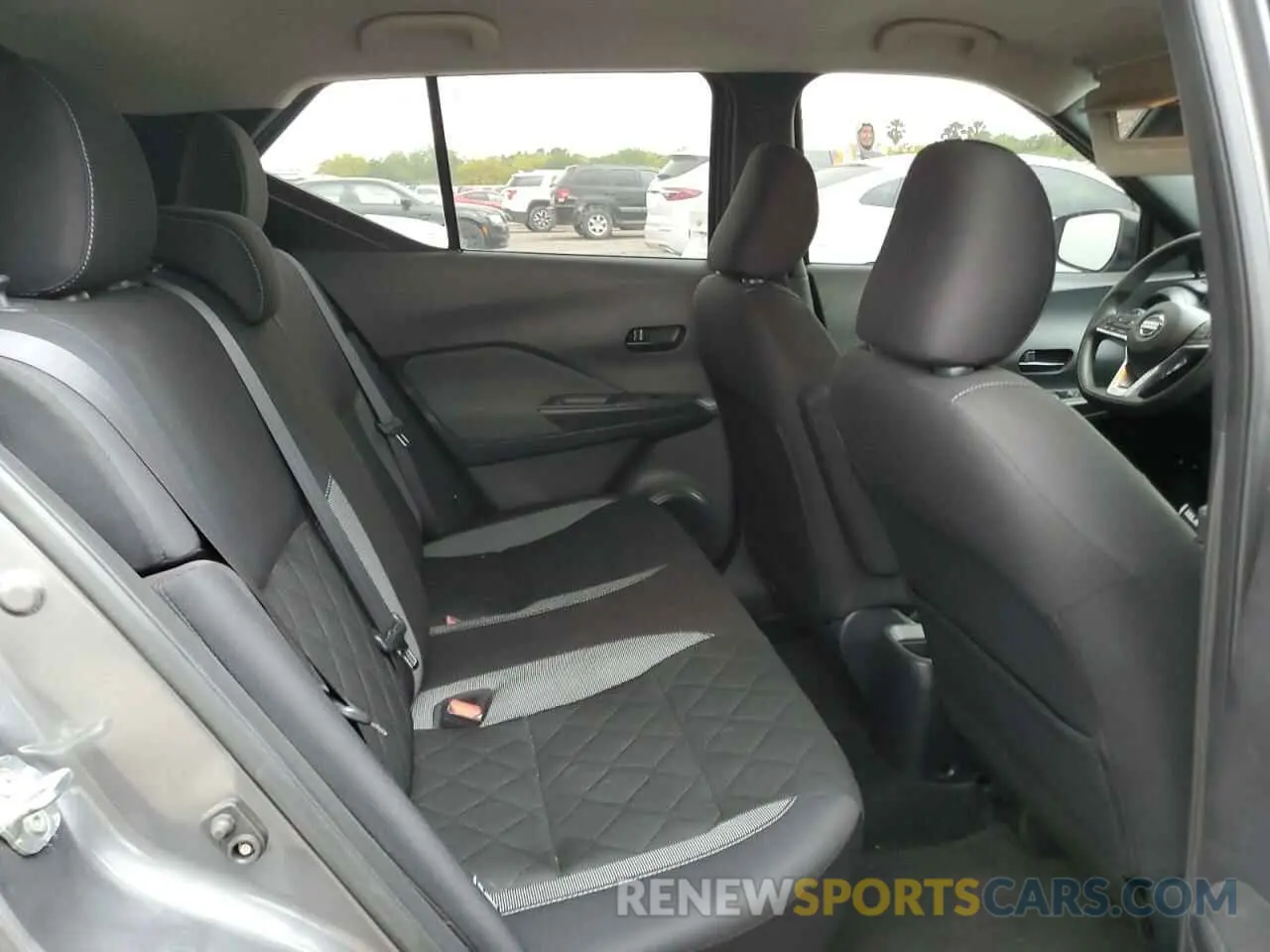 11 fotografías del automóvil dañado 3N1CP5BV3LL564590 NISSAN KICKS 2020
