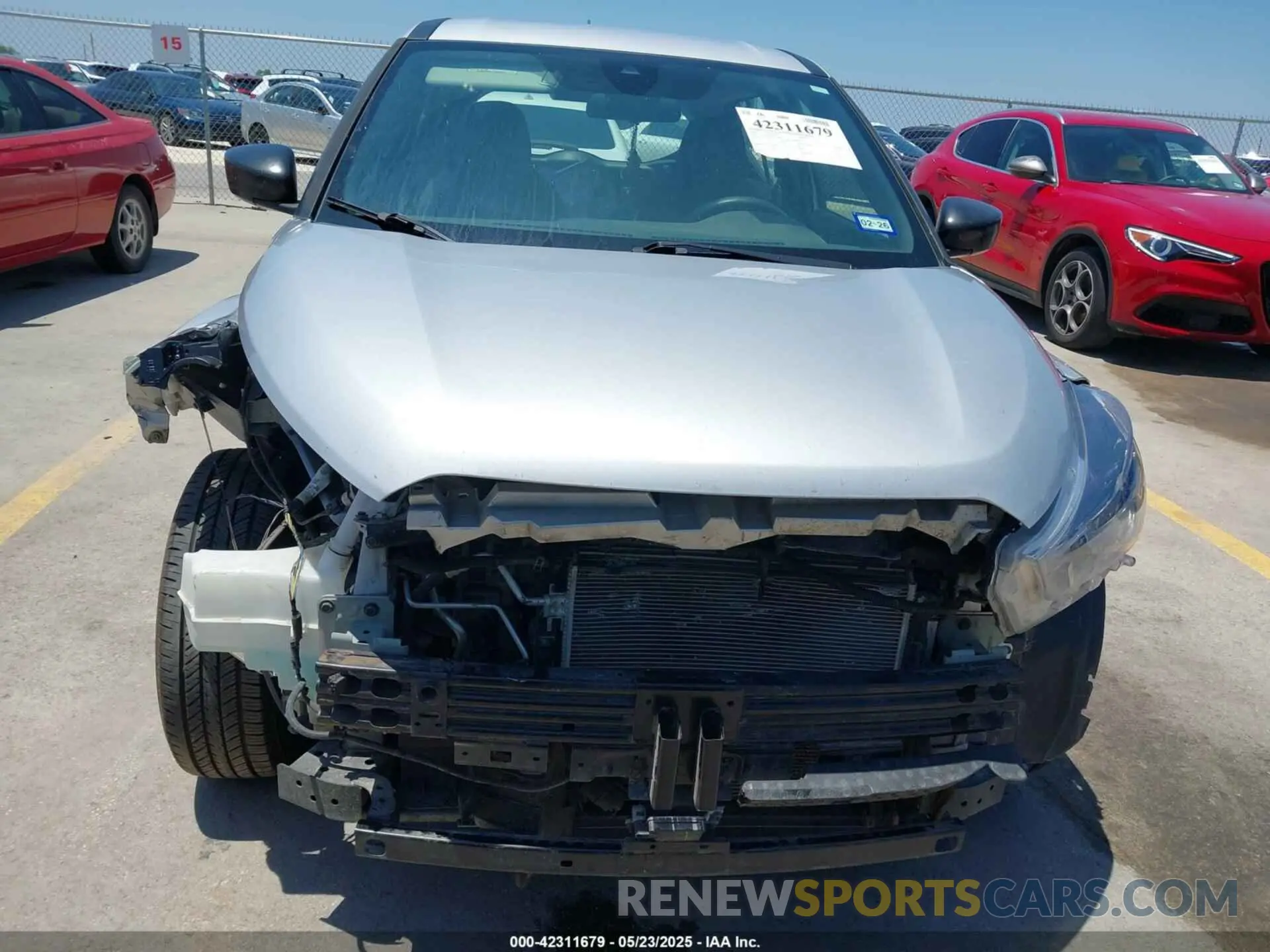 12 fotografías del automóvil dañado 3N1CP5BV4LL546499 NISSAN KICKS 2020