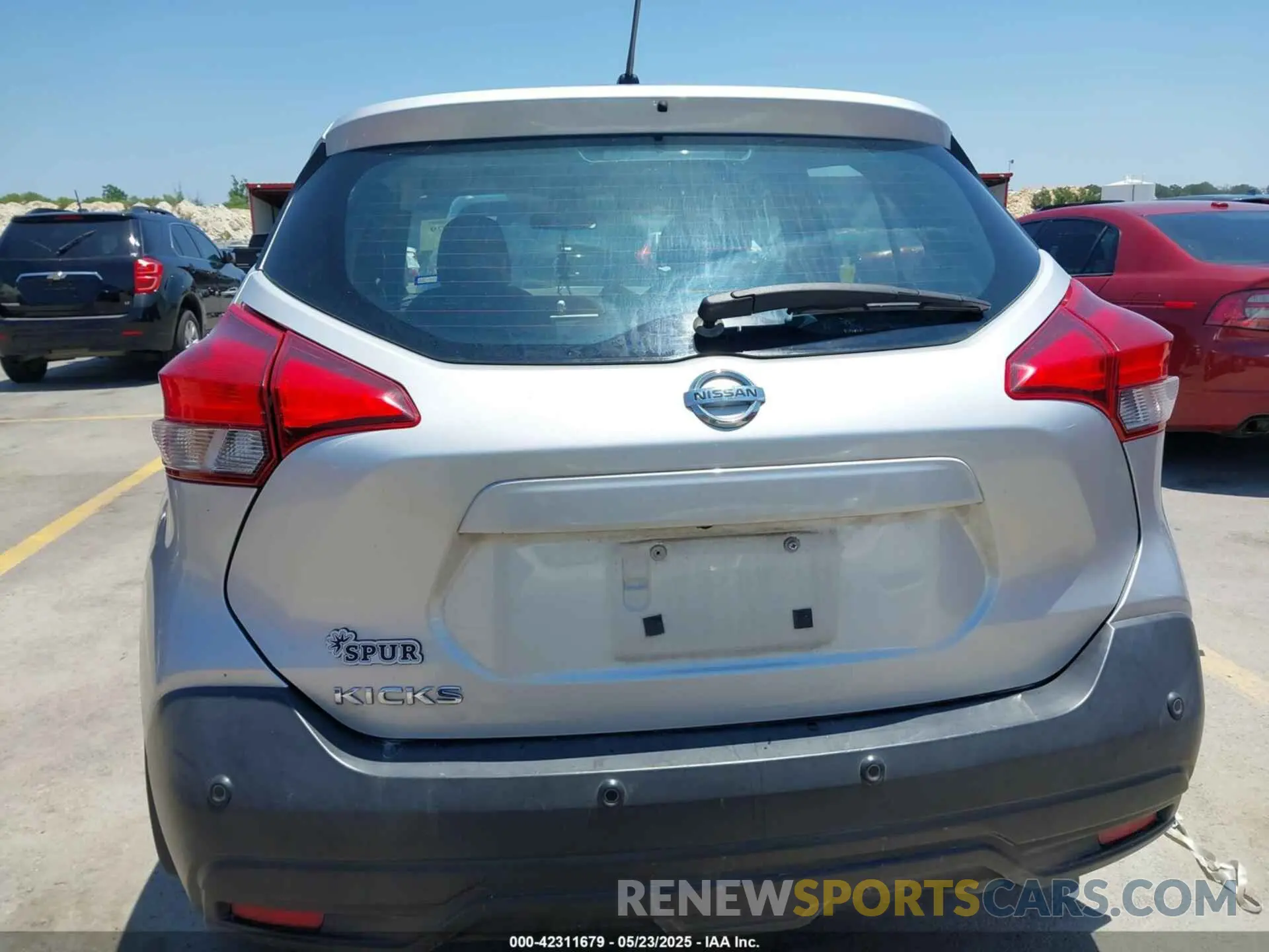 16 fotografías del automóvil dañado 3N1CP5BV4LL546499 NISSAN KICKS 2020