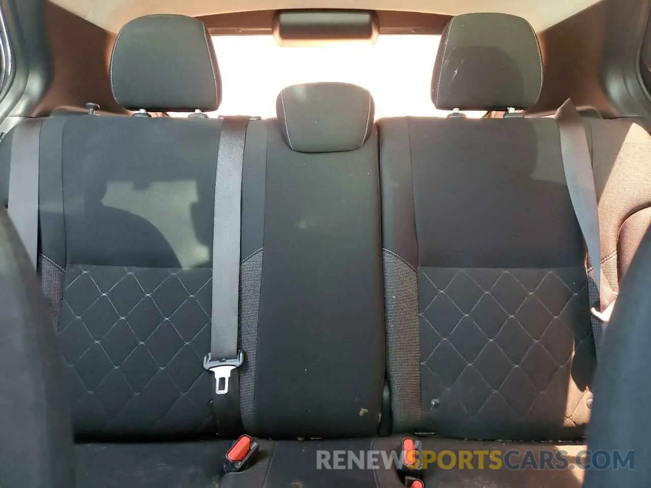 10 fotografías del automóvil dañado 3N1CP5BV4LL562167 NISSAN KICKS 2020