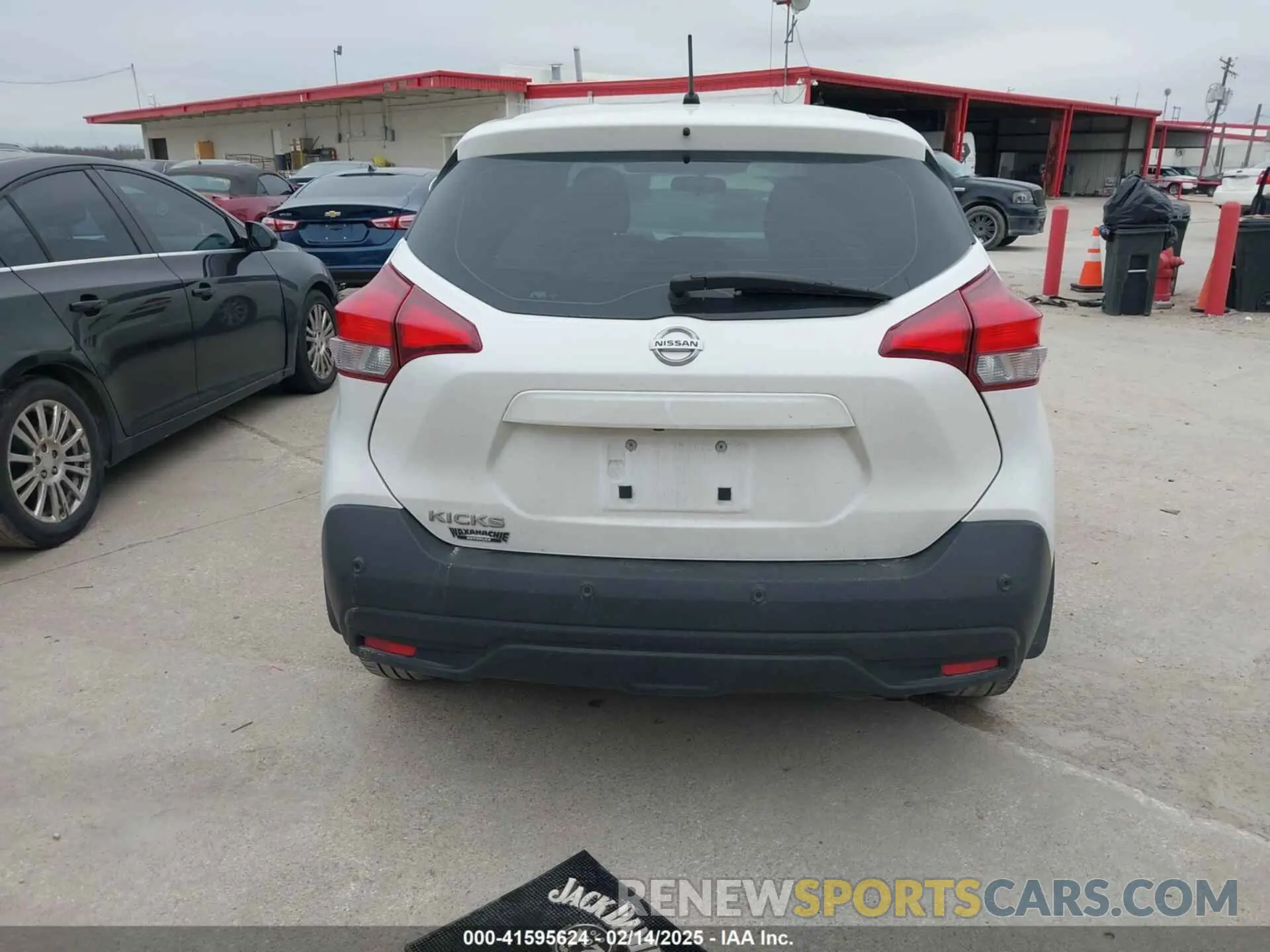 15 fotografías del automóvil dañado 3N1CP5BV4LL570284 NISSAN KICKS 2020