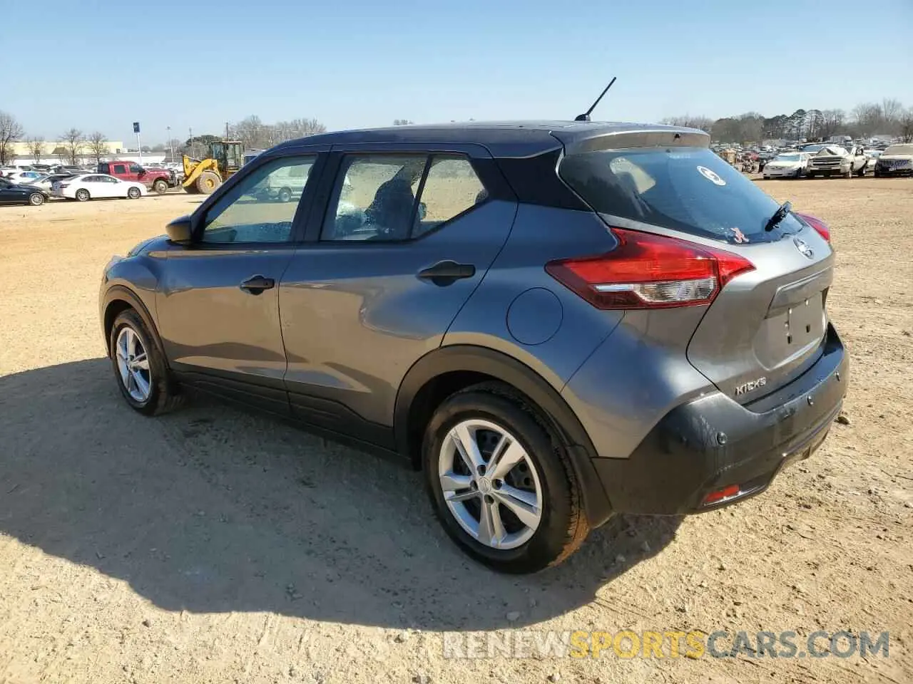 2 fotografías del automóvil dañado 3N1CP5BV4LL572116 NISSAN KICKS 2020