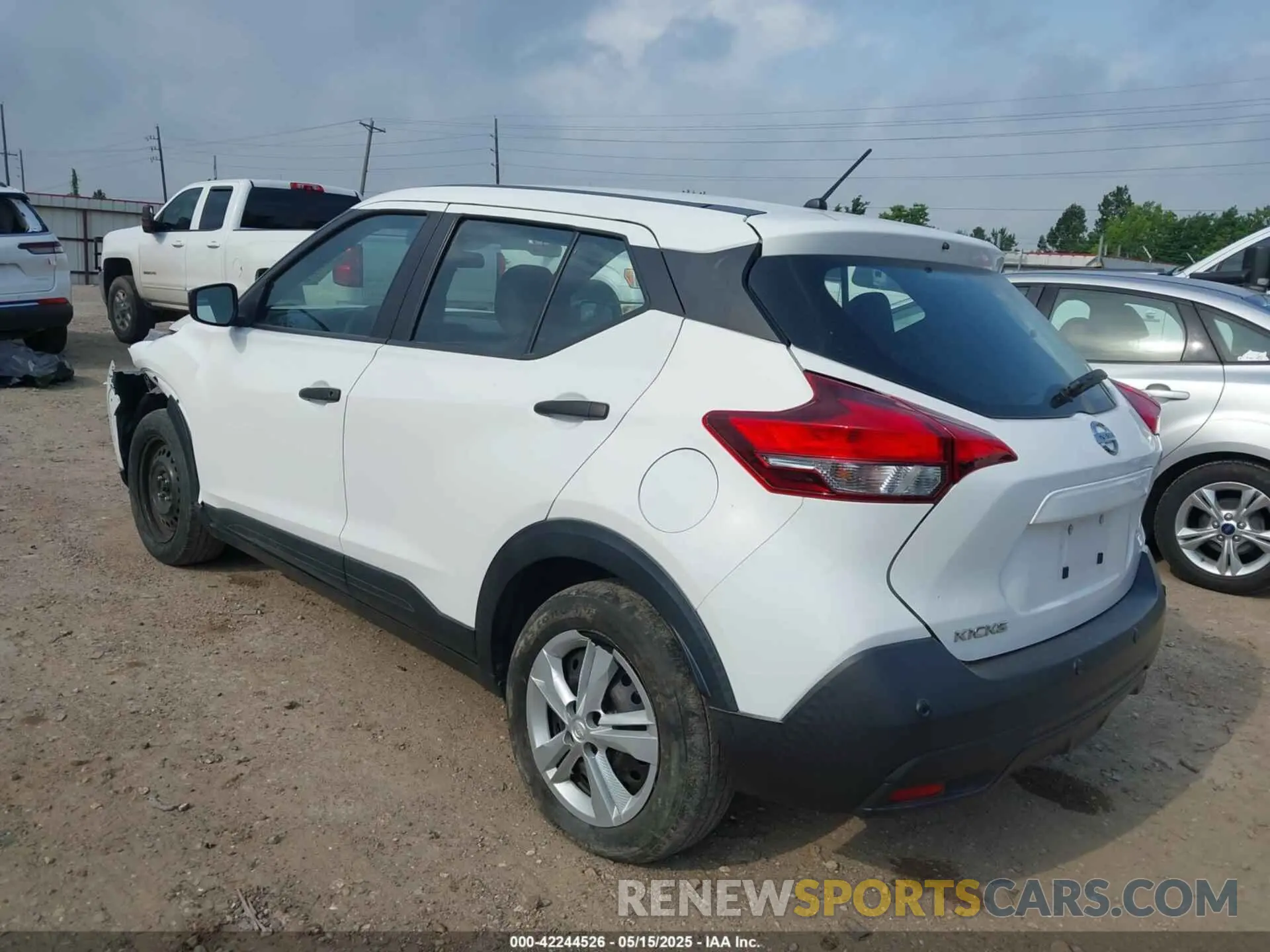 3 fotografías del automóvil dañado 3N1CP5BV5LL528643 NISSAN KICKS 2020