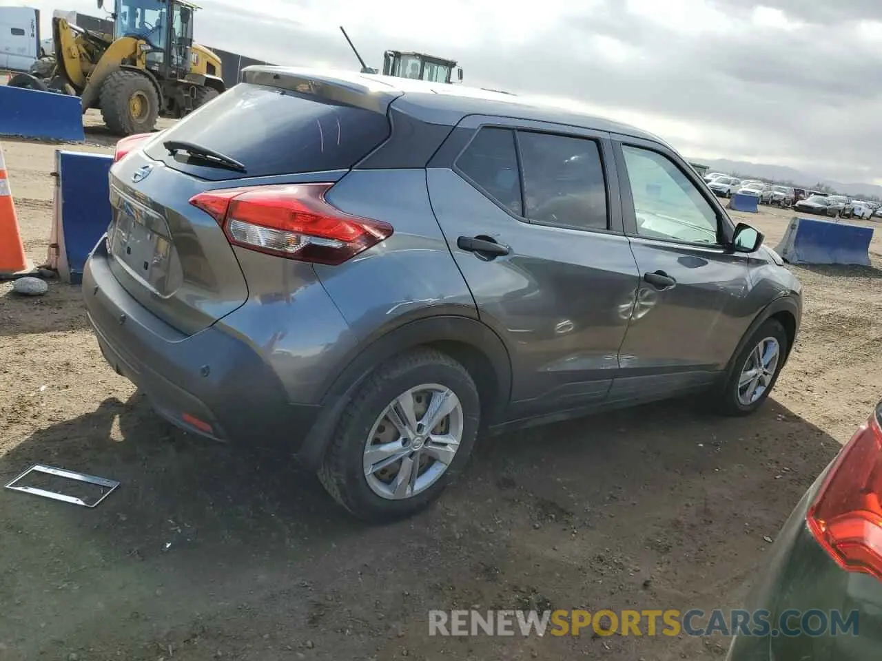 3 fotografías del automóvil dañado 3N1CP5BV5LL542476 NISSAN KICKS 2020