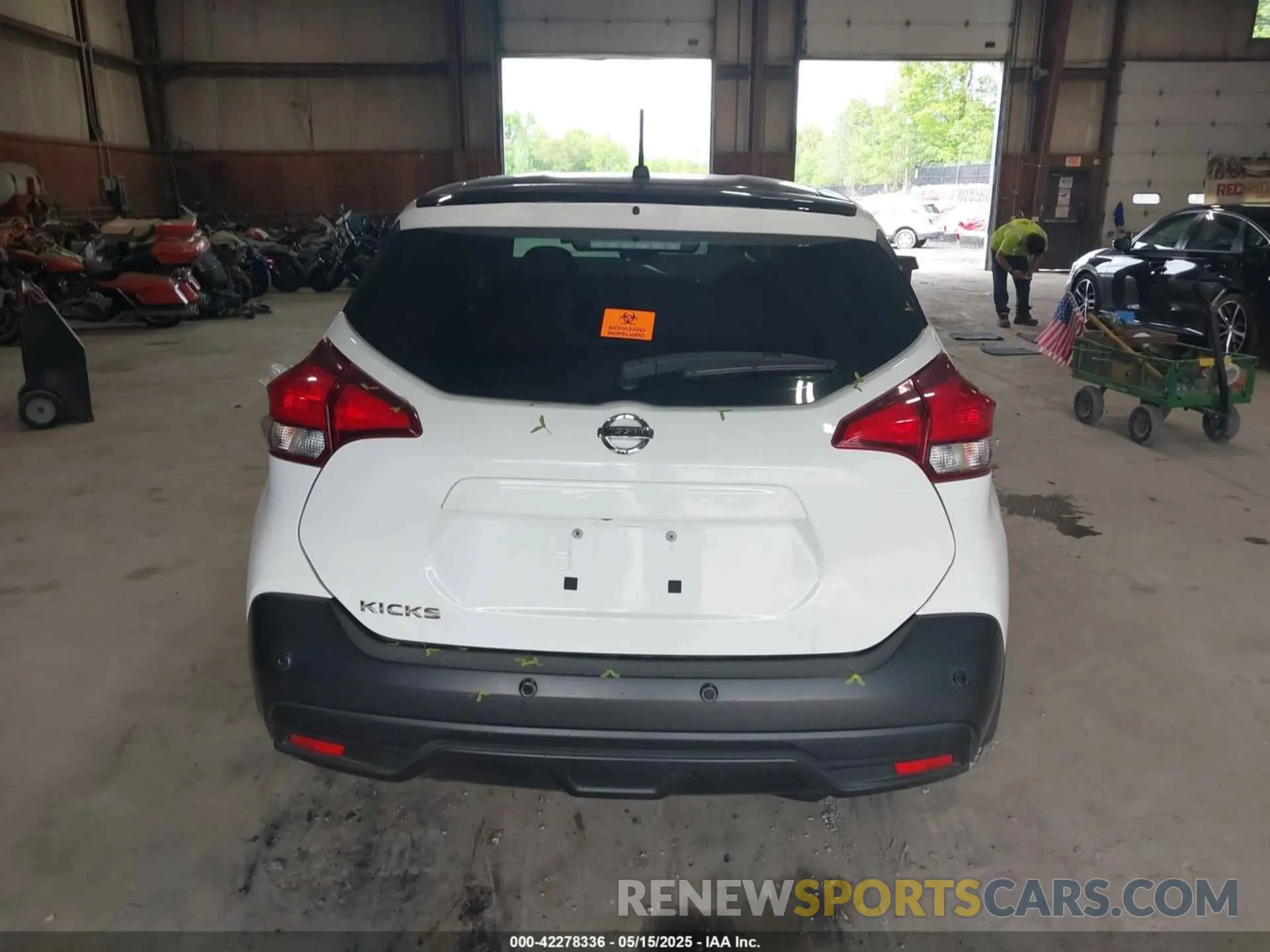 15 fotografías del automóvil dañado 3N1CP5BV5LL577129 NISSAN KICKS 2020