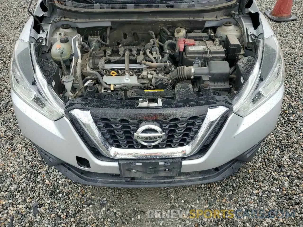 12 fotografías del automóvil dañado 3N1CP5BV6LL518848 NISSAN KICKS 2020