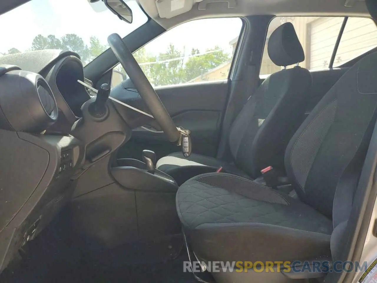 7 fotografías del automóvil dañado 3N1CP5BV6LL532250 NISSAN KICKS 2020